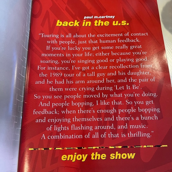 🎸Paul McCartney 2002 “Back in the U.S.” Tour Concert Program/Book - Picture 3 of 15